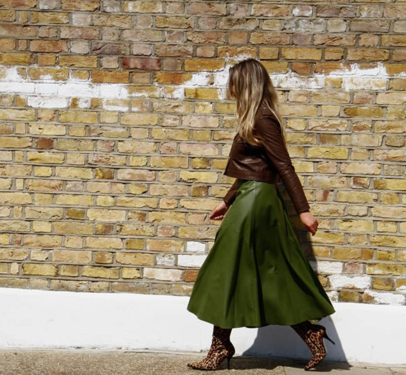Green leather top skirt outfit ideas
