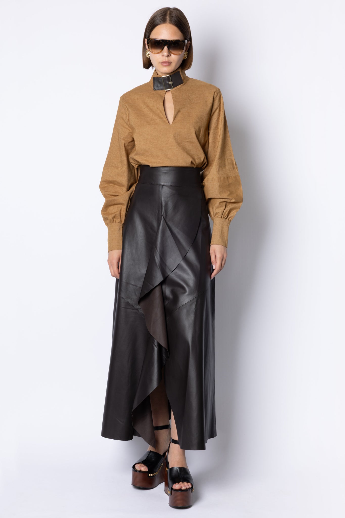 Jocelyn BUCKLE-NECK TOP - TOFFEE/DARK BROWN