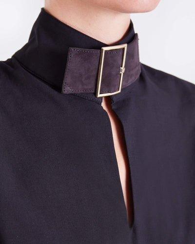 Jocelyn BUCKLE-NECK TOP - BLACK/BROWN